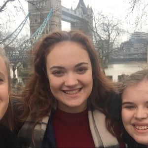 Meet your Posher, Cara